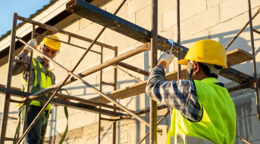 Professional fairlawn roofing services in Collyer, KS